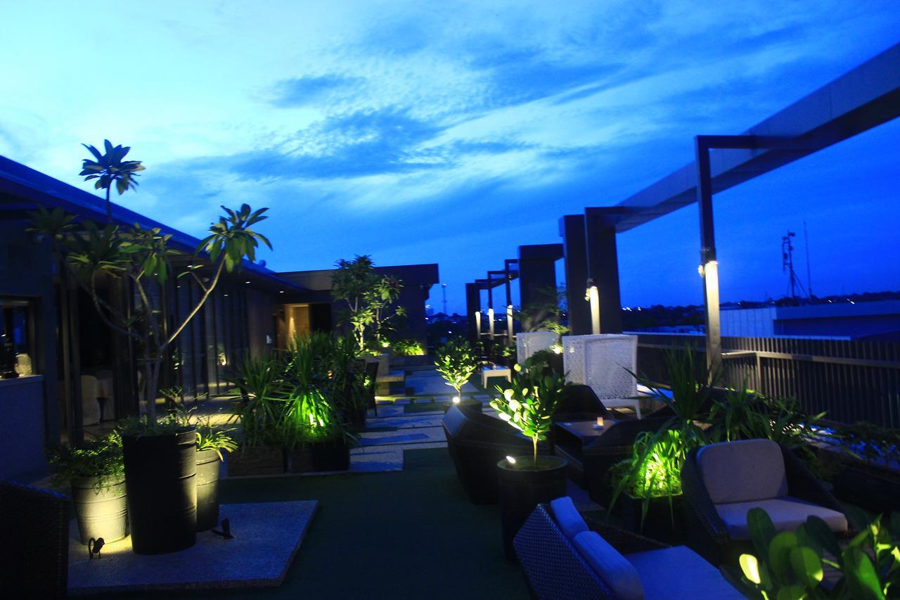 Eska Hotel Batam Exterior photo